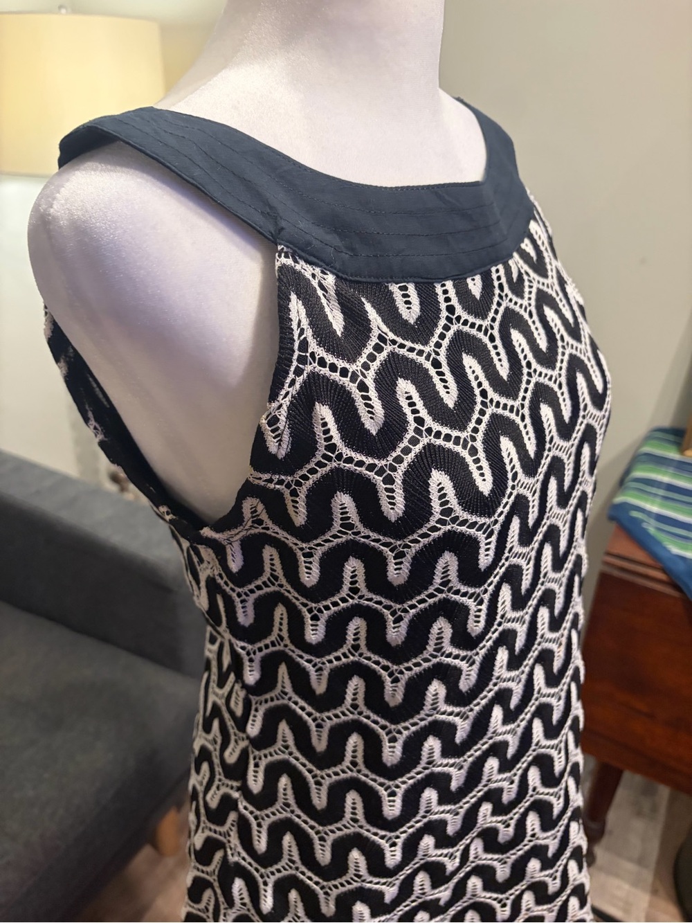 Tribal Black and White Knit Patterned Sleeveless Top